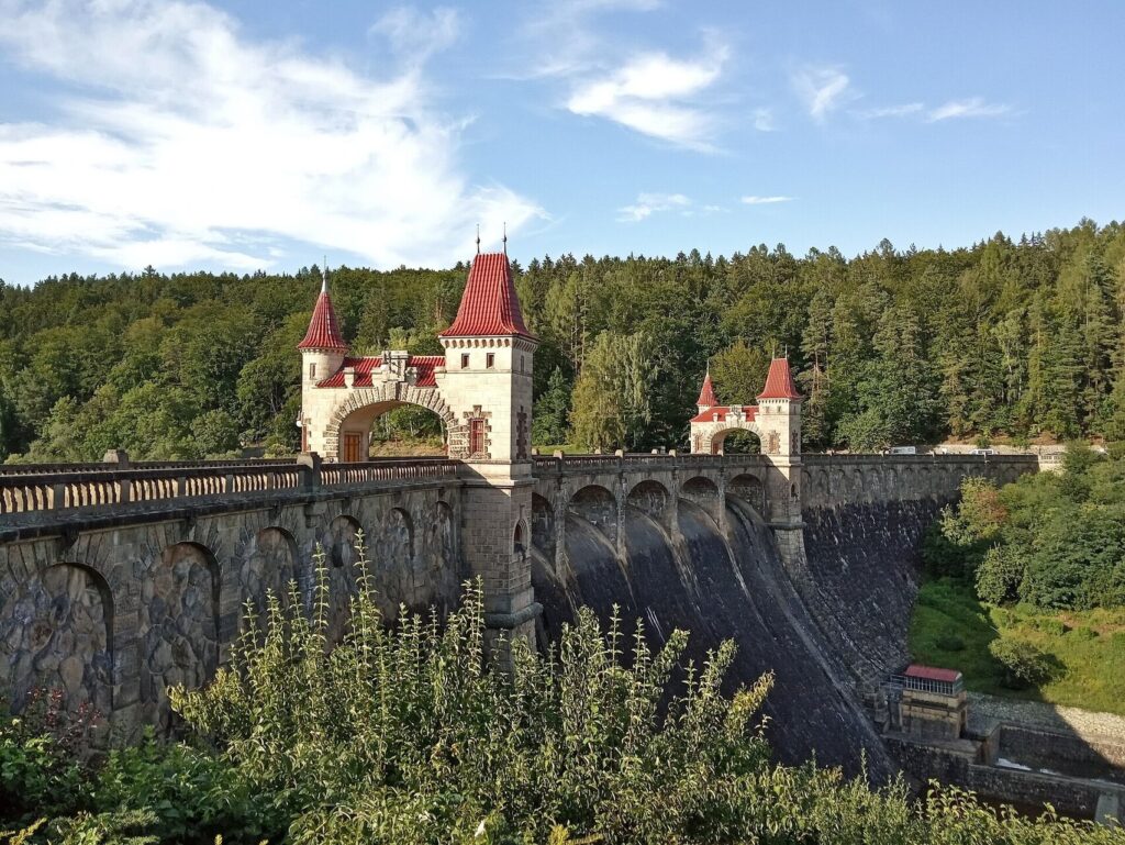 archiv___2024___cp-15-16-mostek___les_kralovstvi