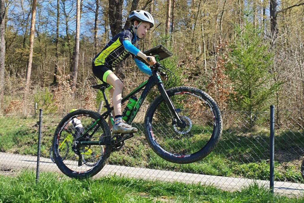 archiv___2023___mtbo-akademie___20230422_104514-zo3x1.jpg